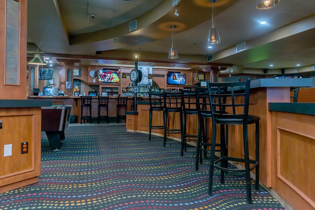Sands Inn & Suites Edmonton Extérieur photo